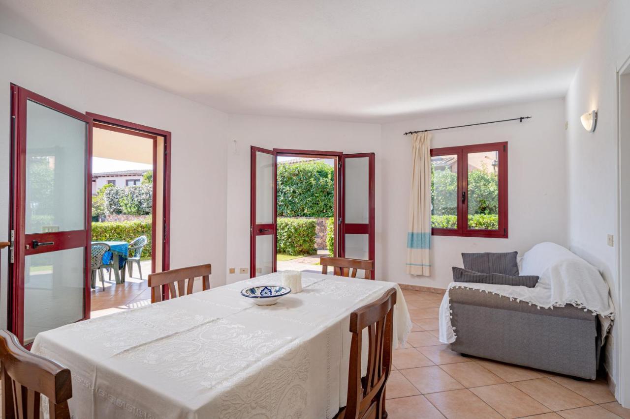 Apartments In Residence With Swimming Pool In Cala Girgolu Monte Petrosu Dış mekan fotoğraf