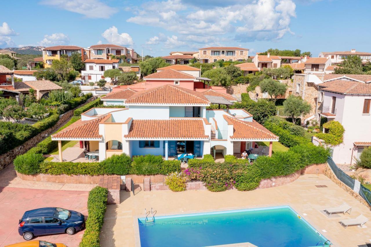 Apartments In Residence With Swimming Pool In Cala Girgolu Monte Petrosu Dış mekan fotoğraf