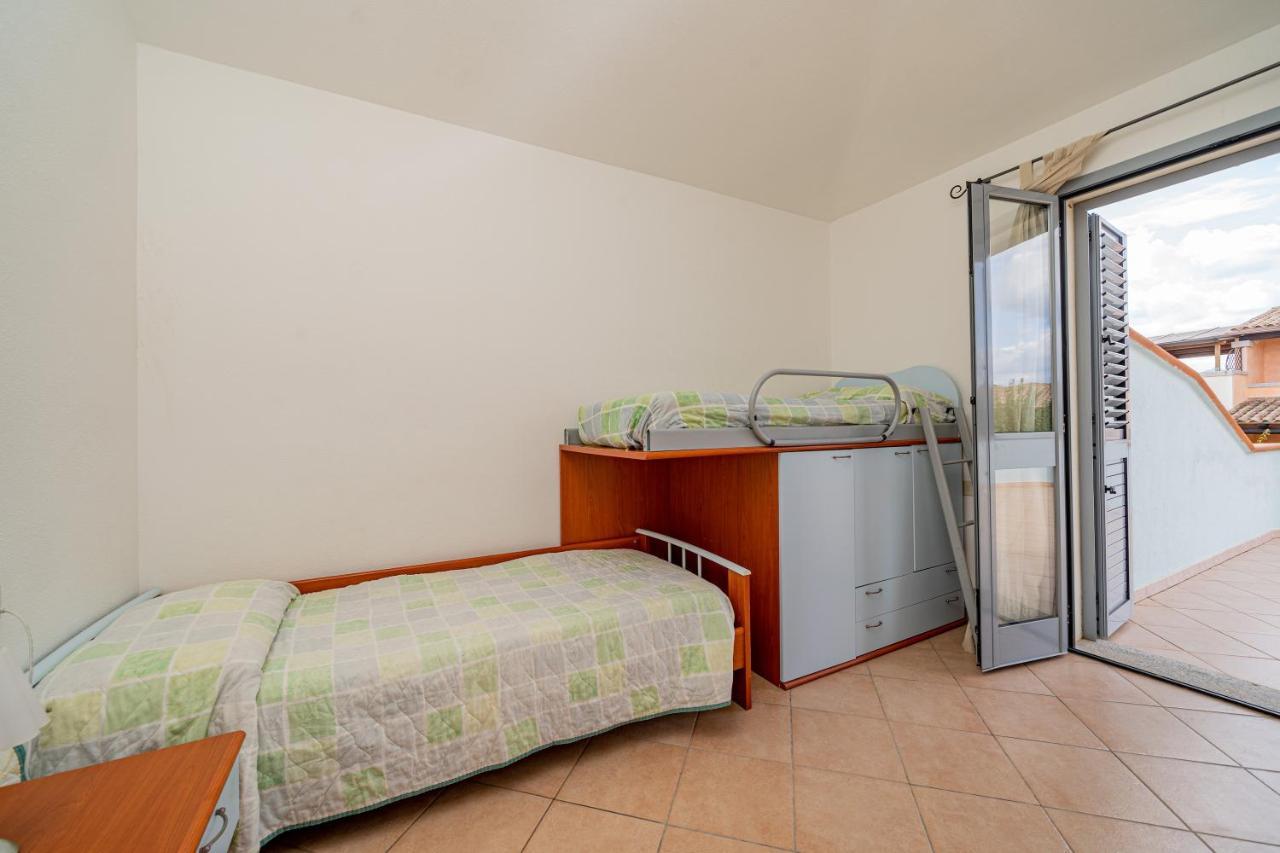 Apartments In Residence With Swimming Pool In Cala Girgolu Monte Petrosu Dış mekan fotoğraf