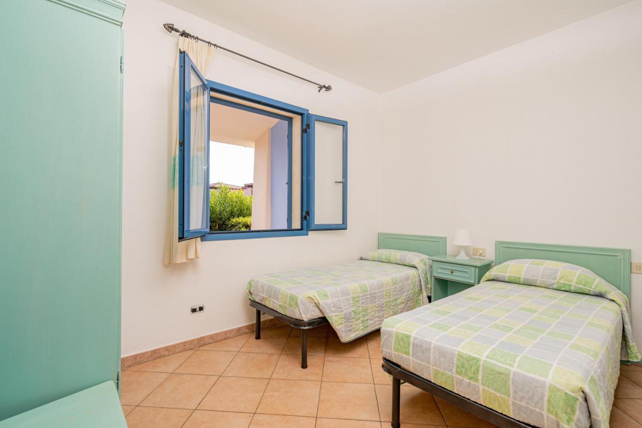 Apartments In Residence With Swimming Pool In Cala Girgolu Monte Petrosu Dış mekan fotoğraf